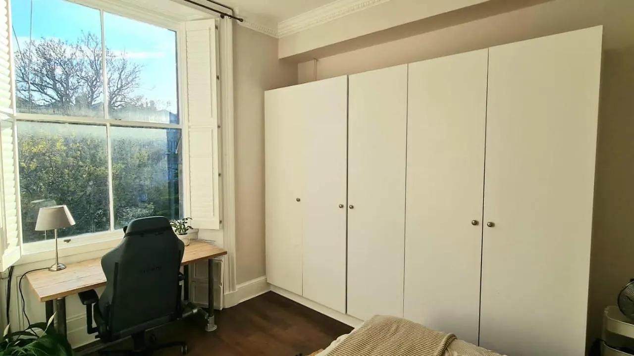 Stunning 2 Bedroom Georgian Apartment Edinburgh 0*,  United Kingdom