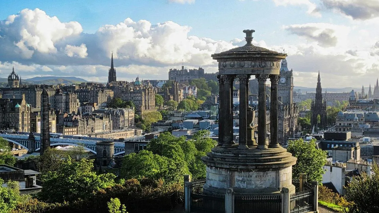 Stunning 2 Bedroom Georgian Apartment Edinburgh United Kingdom